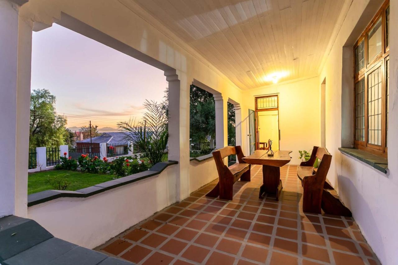 Ravenscliff Villa Oudtshoorn Buitenkant foto
