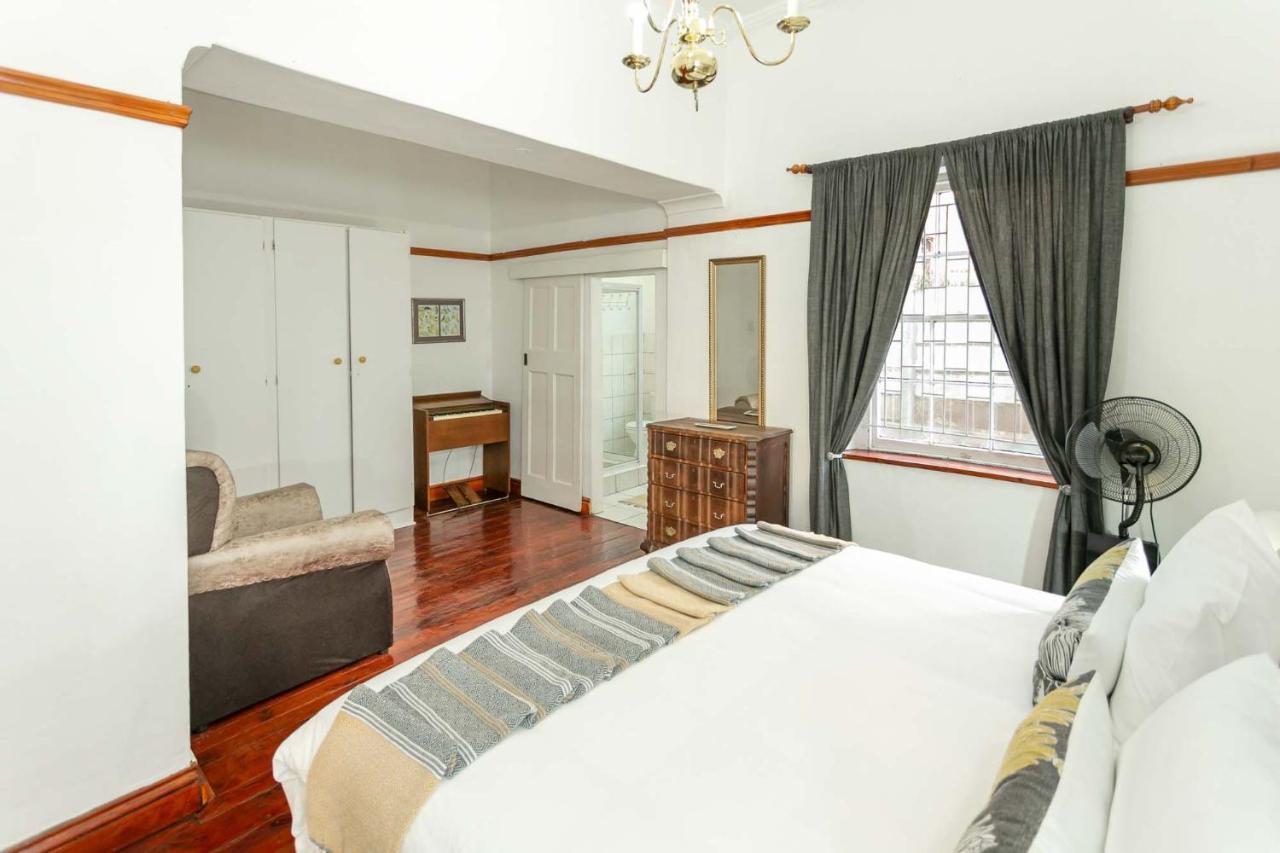 Ravenscliff Villa Oudtshoorn Buitenkant foto